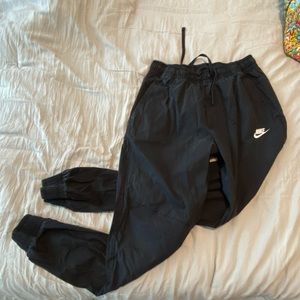Nike wind/sweat pants